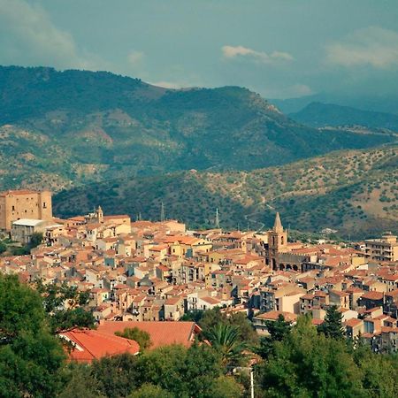 Apartament Casa Lucia Castelbuono  Zewnętrze zdjęcie