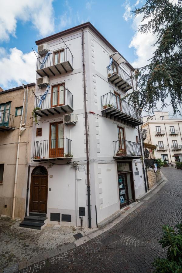 Apartament Casa Lucia Castelbuono  Zewnętrze zdjęcie